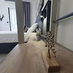 Ξενοδοχείο με διαμερίσματα Olea Luxury